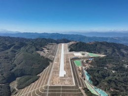 云南鳳慶通用機場建設工程項目土石方、地基處理及排水工程施工